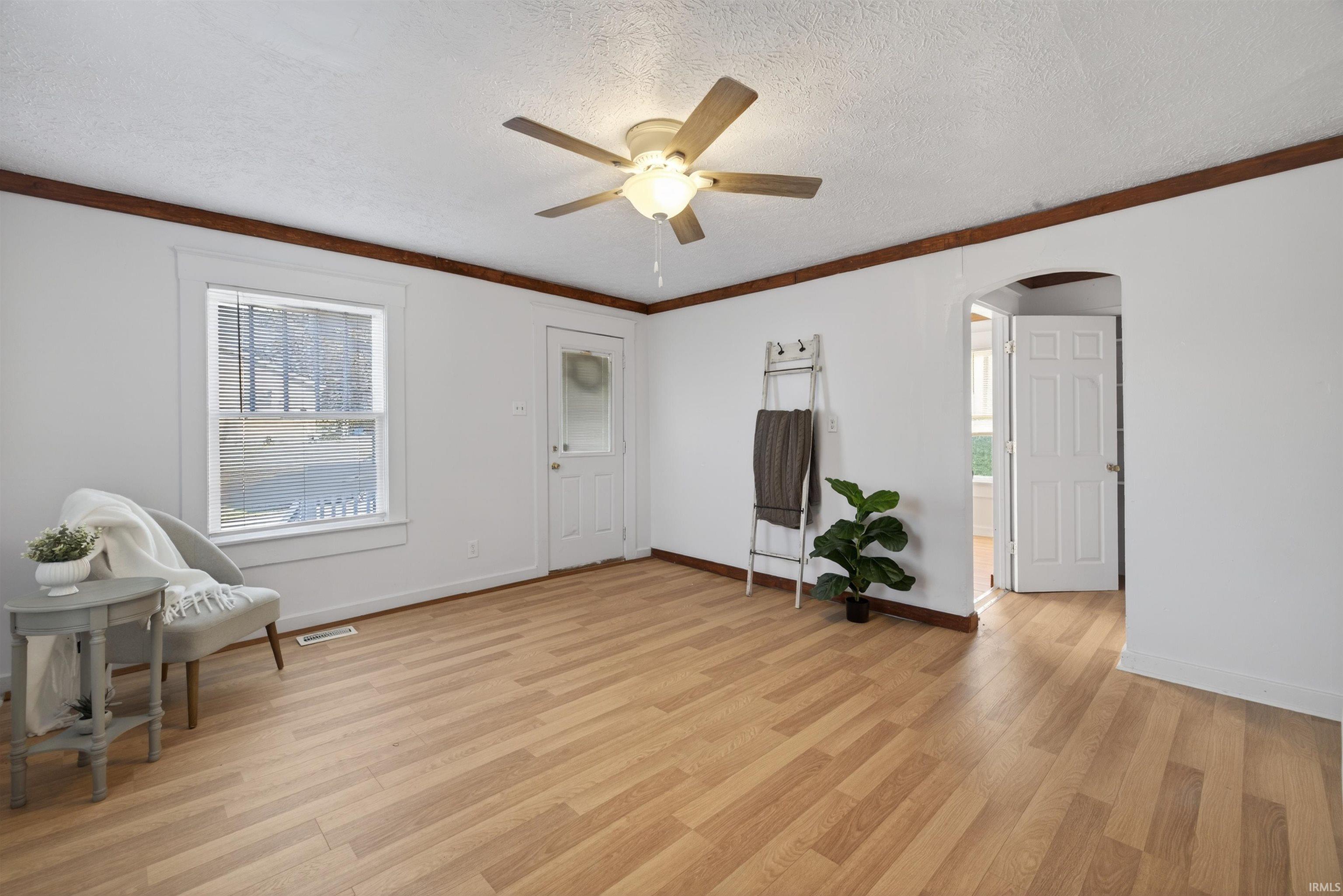 1613 D Street Bedford, IN 47421 - Photo 8 of 36