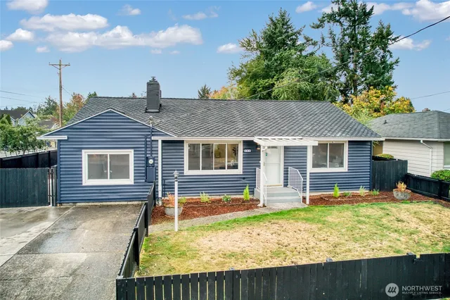 $539,999 | 302 South 76th Street, Tacoma, WA 98408