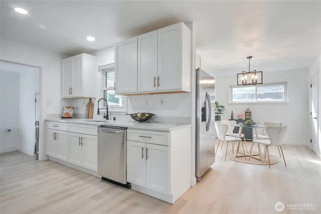 $539,999 | 302 South 76th Street, Tacoma, WA 98408