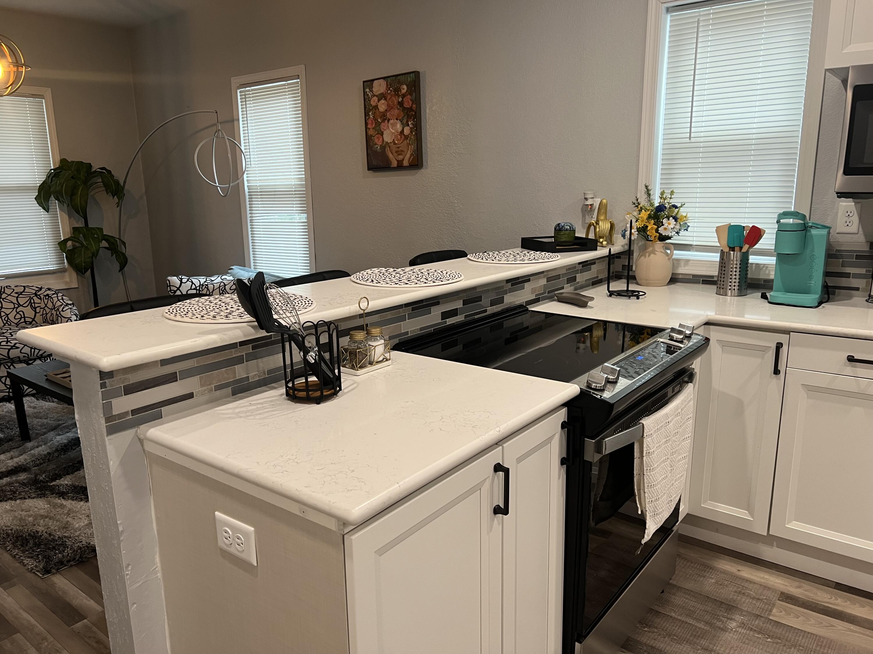 3171 South 9th Street Milwaukee, WI 53215 - Photo 7 of 21 IMG_6133