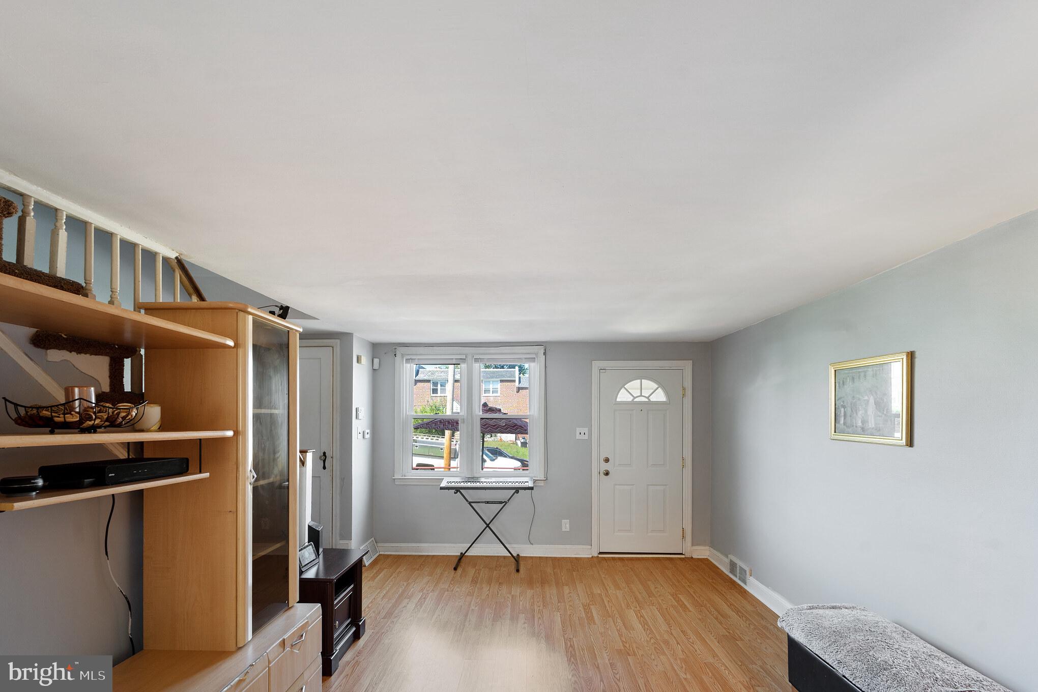 7312 Drexel Road Philadelphia, PA 19151 - Photo 6 of 26 Living Room