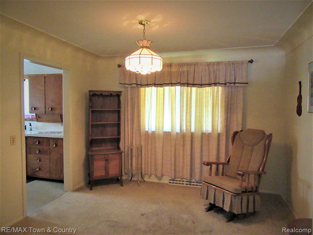 6036 Flushing Road Flushing, MI 48433 - Photo 9 of 21