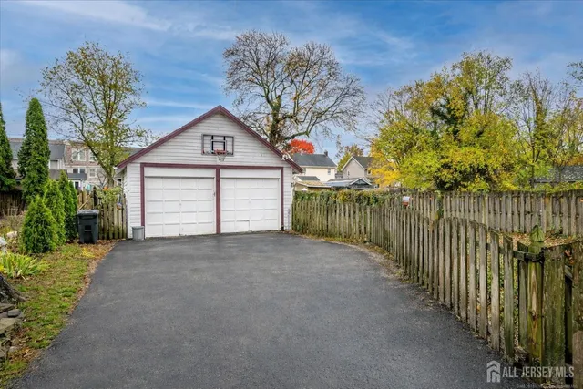 $595,000 | 417 2nd Street, Dunellen, NJ 08812