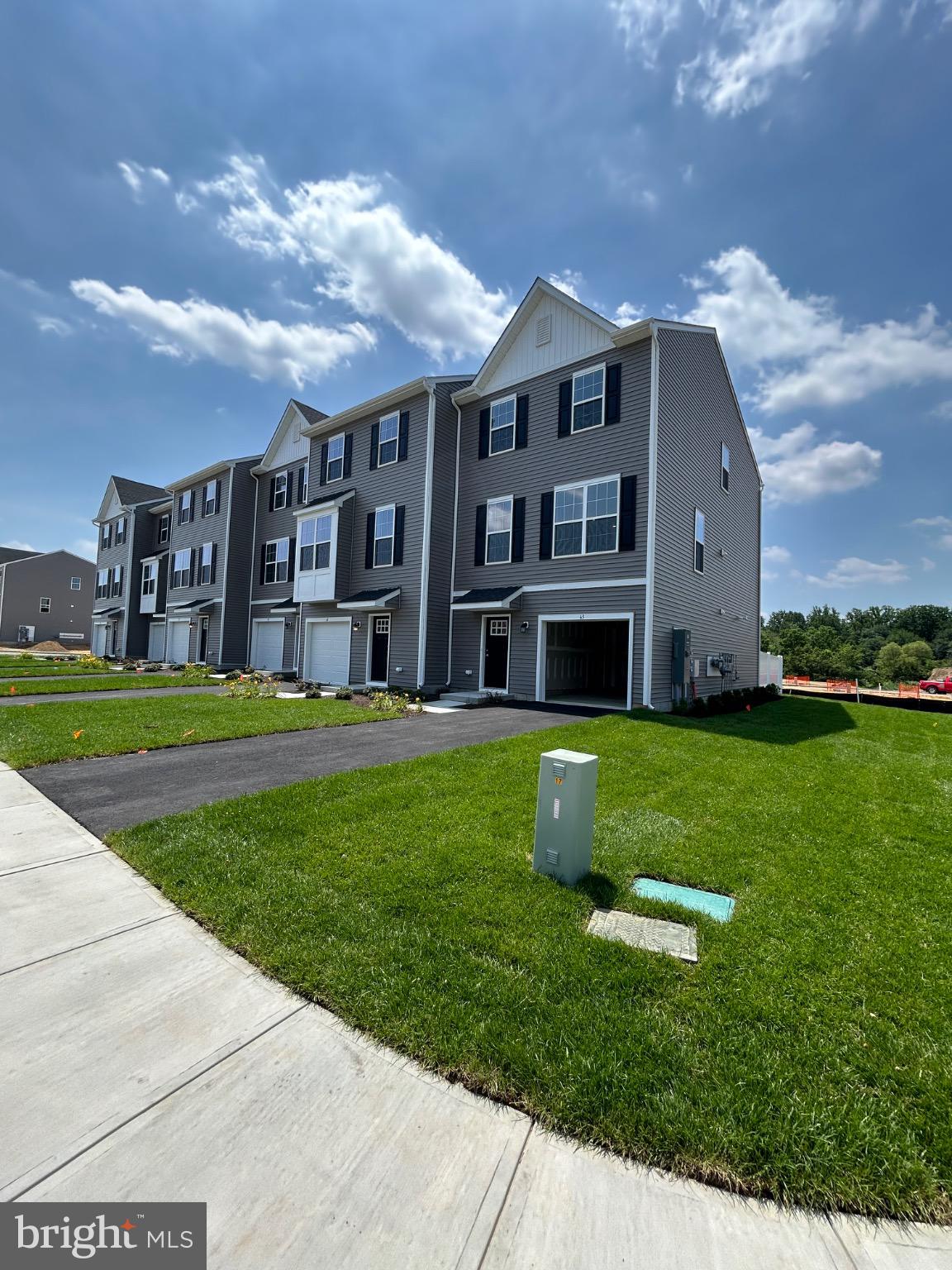 74 Morgans Ml Road Sicklerville, NJ 08081 - Photo 1 of 39 a house view with a garden space