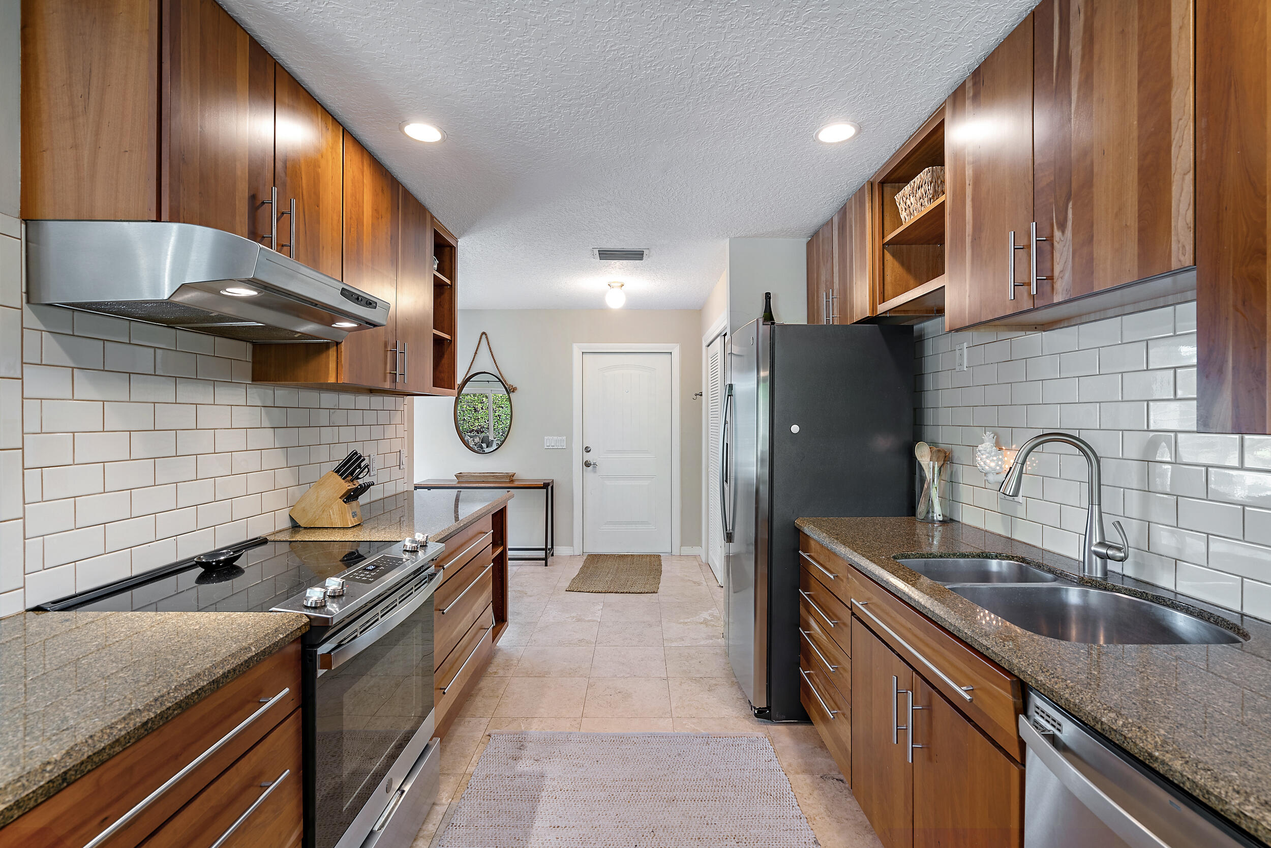 356 Mars Avenue Tequesta, FL 33469 - Photo 10 of 25 356 Mars Ave MLS-13