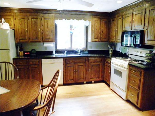 20 Wagontrail Road Chelmsford, MA 01824 - Photo 9 of 29 Gallery Image 9