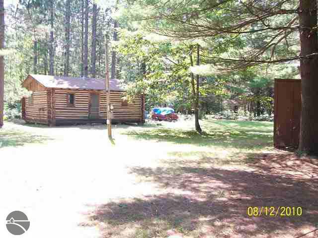 1912 God Bold Road Alger, MI 48610 - Photo 2 of 8 1750806-1.JPG