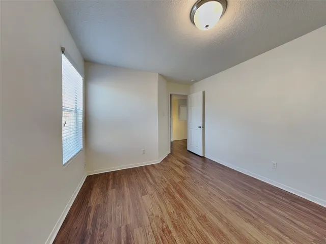 $2,360 | 16973 Scenic Knoll, Conroe, TX 77385