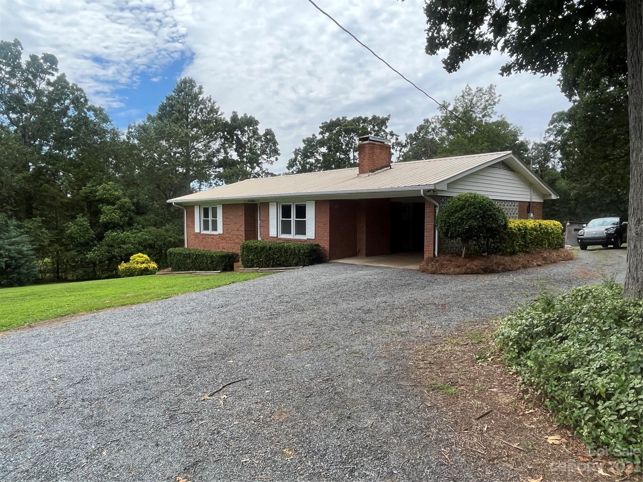 26653 Doc Road Albemarle, NC 28001 - Photo 3 of 12 Gallery Image 3