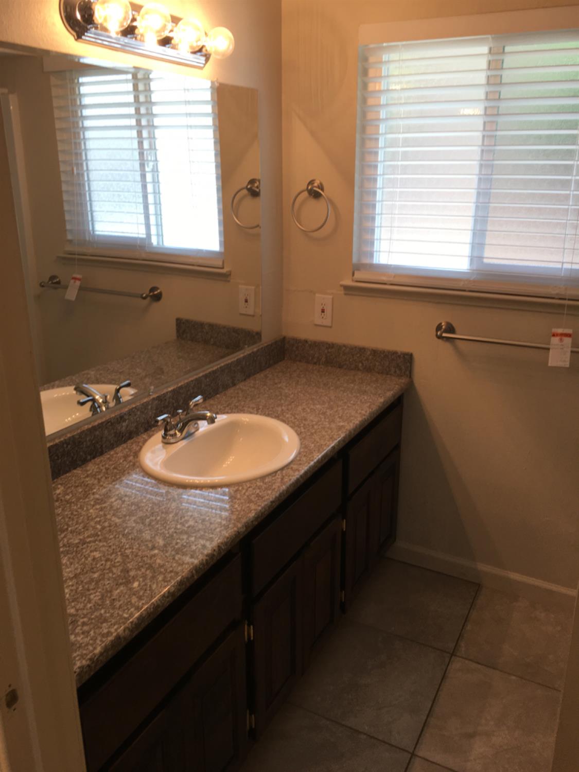 3279 Cherokee Avenue Merced, CA 95340 - Photo 6 of 17