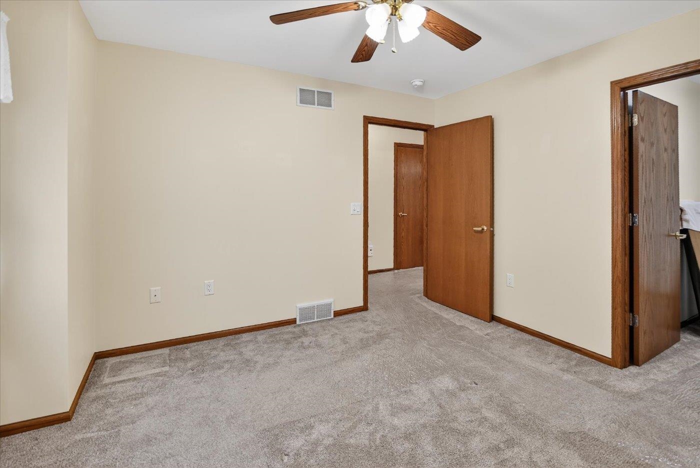 185 North Musket Ridge Drive Sun Prairie, WI 53590 - Photo 12 of 44