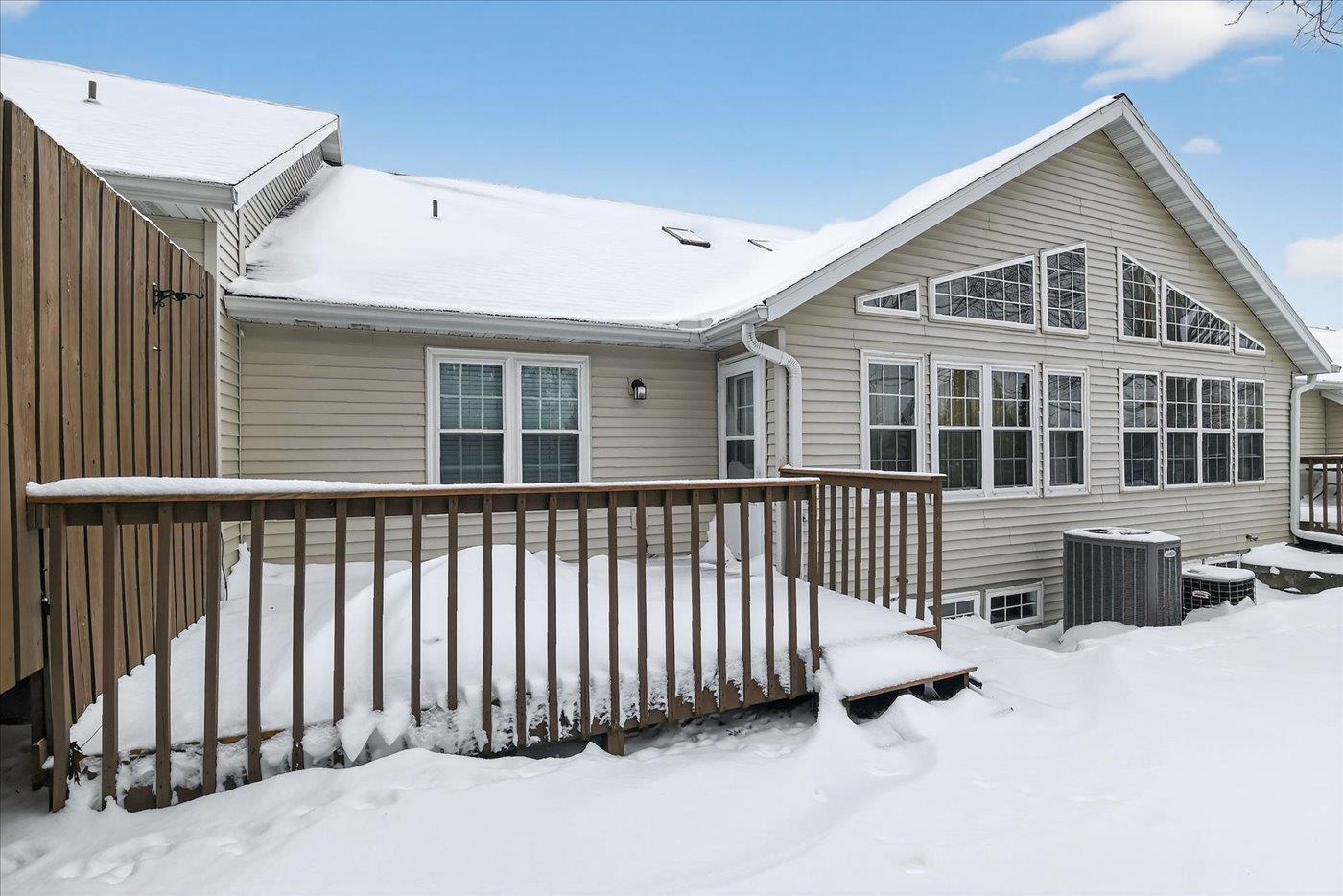 185 North Musket Ridge Drive Sun Prairie, WI 53590 - Photo 5 of 44