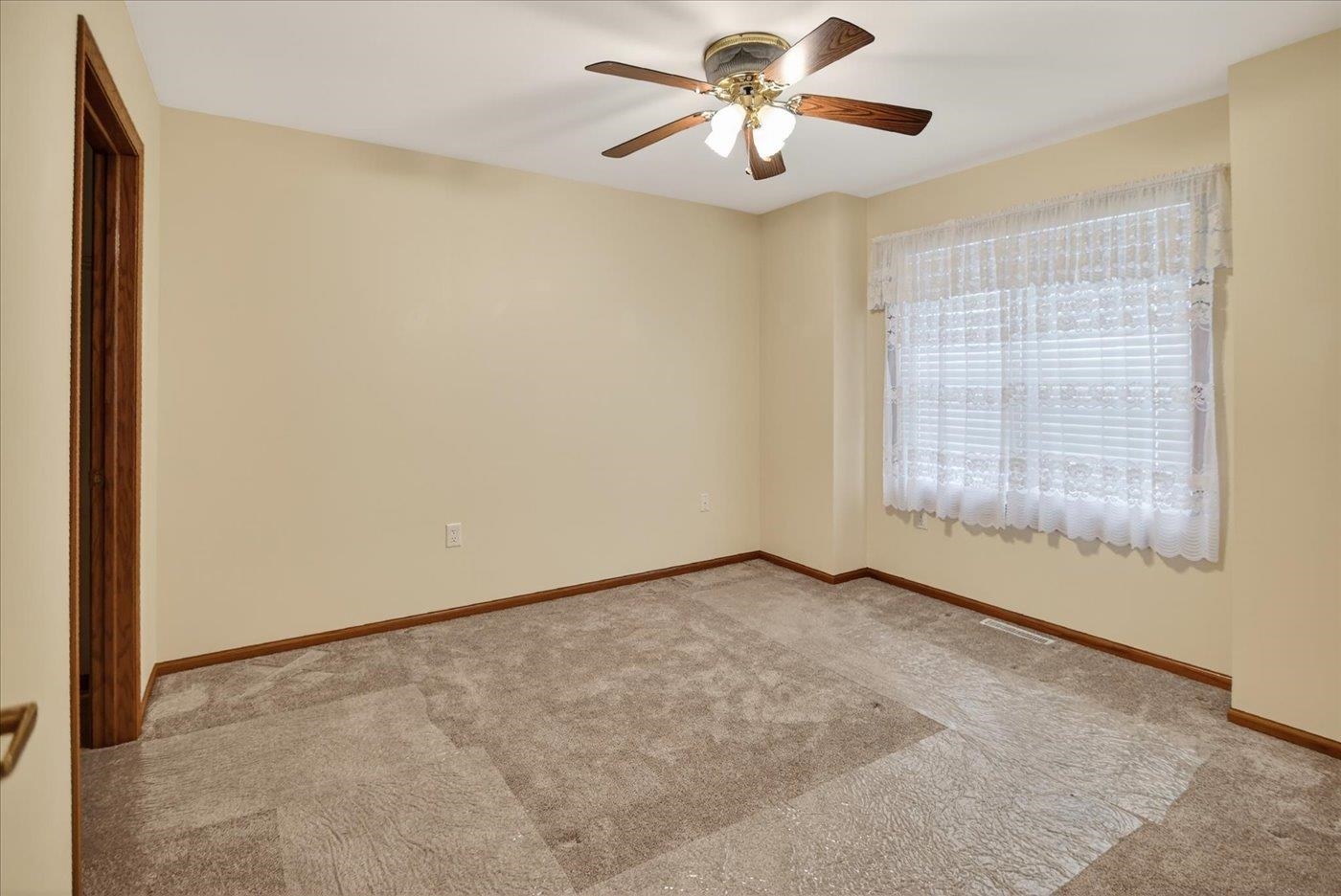 185 North Musket Ridge Drive Sun Prairie, WI 53590 - Photo 9 of 44