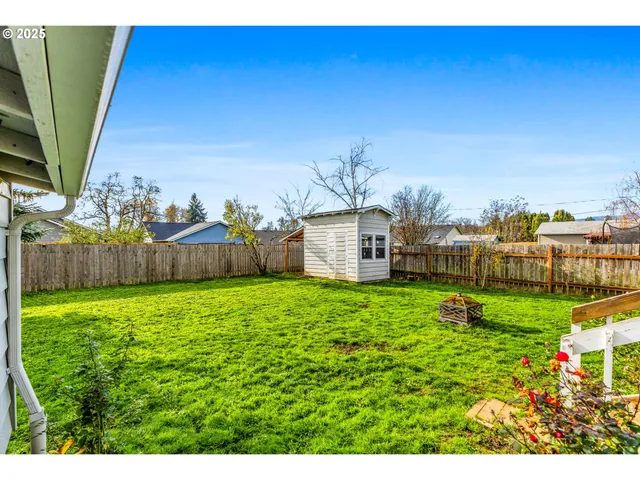 $420,000 | 221 Southwest Rainbow Avenue, Dallas, OR 97338