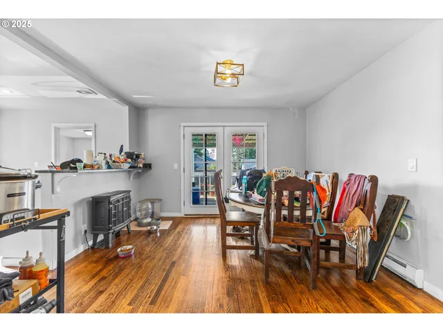 $420,000 | 221 Southwest Rainbow Avenue, Dallas, OR 97338