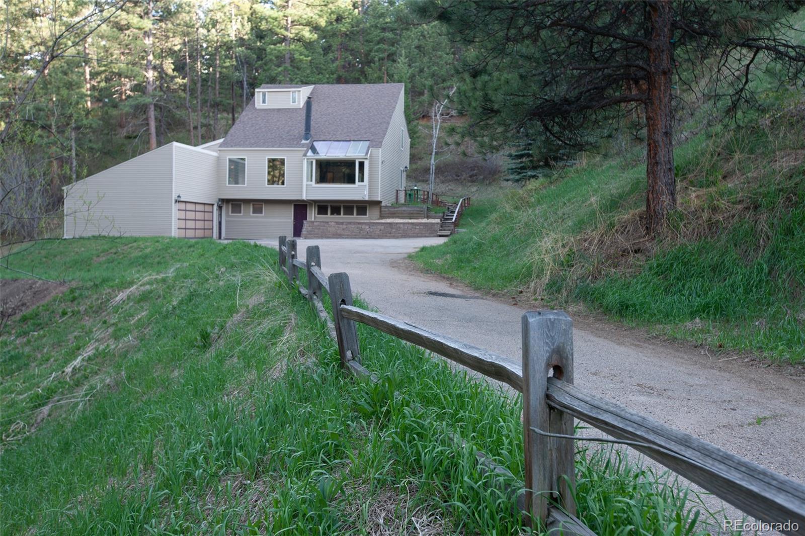 121 Kelly Road East Boulder, CO 80302 - Photo 1 of 36 Gallery Image 1