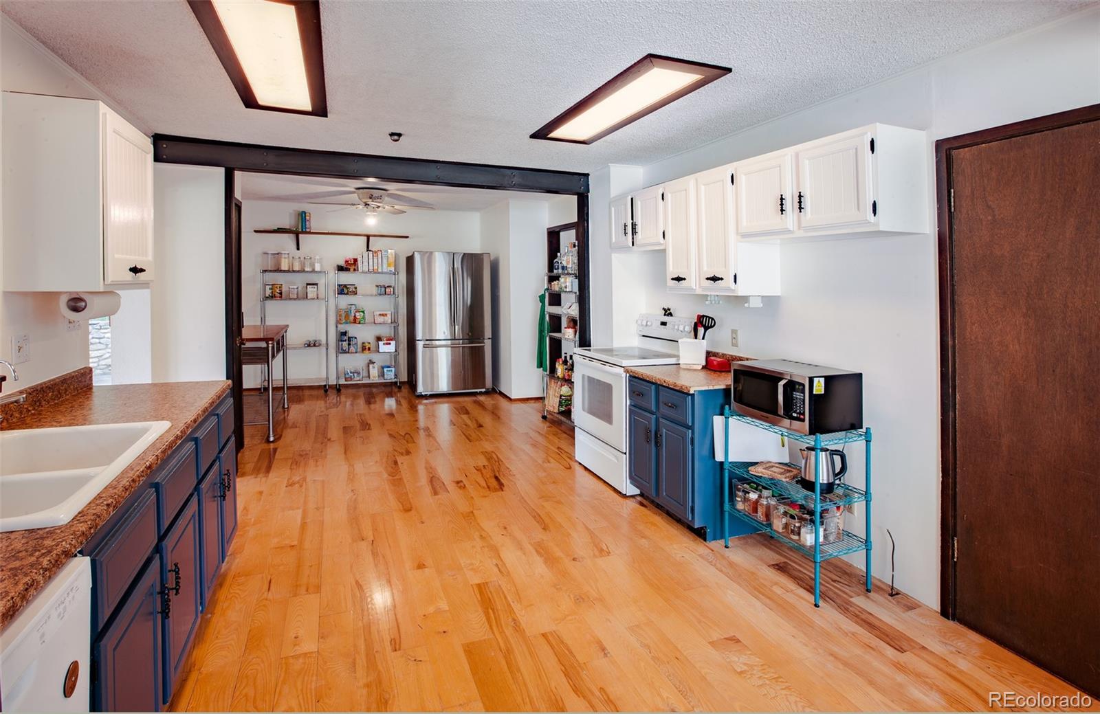 121 Kelly Road East Boulder, CO 80302 - Photo 11 of 36 Gallery Image 11