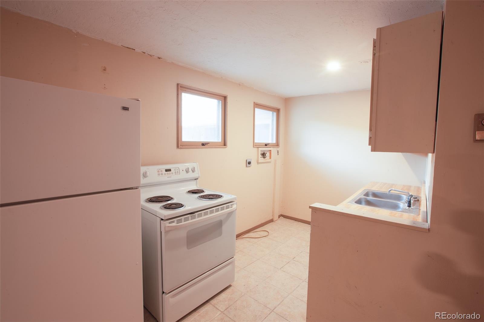 121 Kelly Road East Boulder, CO 80302 - Photo 27 of 36 Gallery Image 27