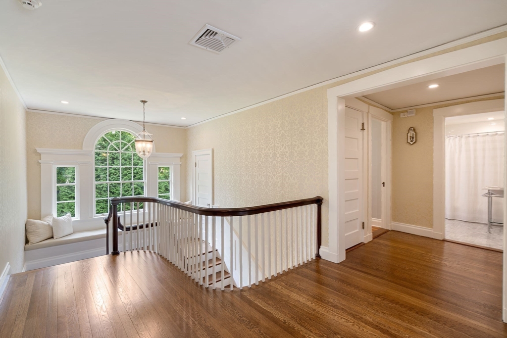46 Garden Road Wellesley, MA 02481 - Photo 24 of 42