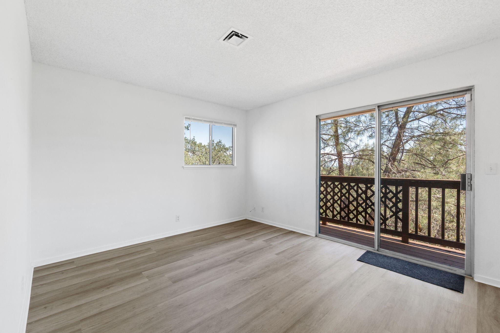 8741 Prospectors Road Redding, CA 96001 - Photo 19 of 60 Bedroom #1