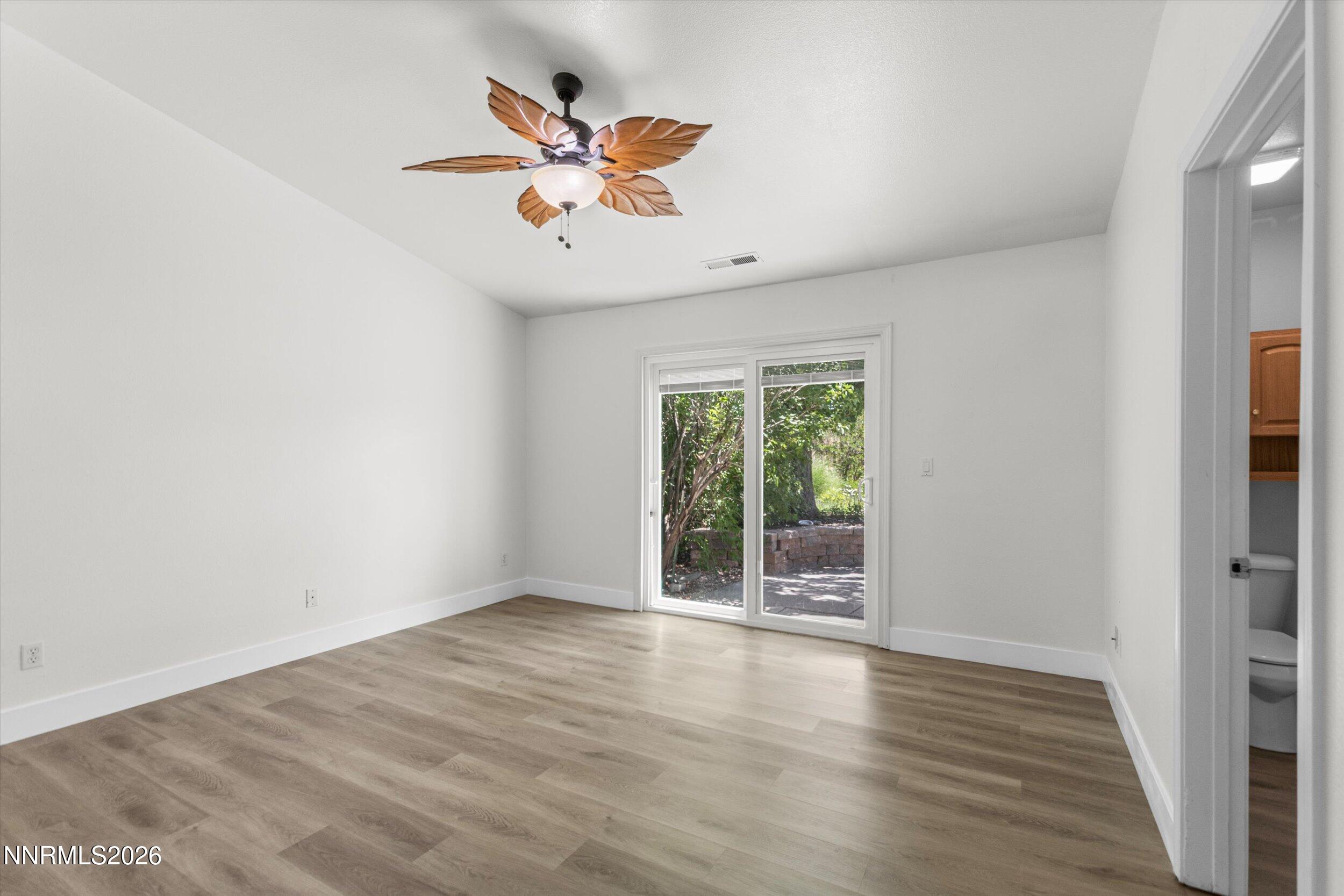 9830 Crystalline Drive Reno, NV 89506 - Photo 22 of 44 25-0Y7A3252