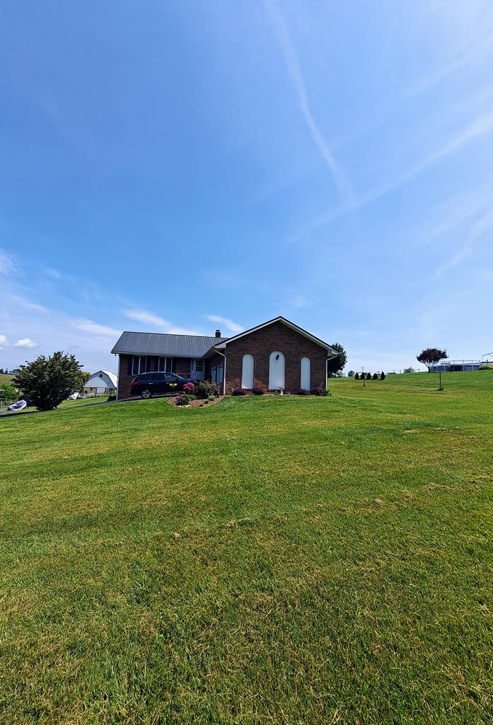 1032 Ridge Avenue Rural Retreat, VA 24368 - Photo 1 of 23 Gallery Image 1