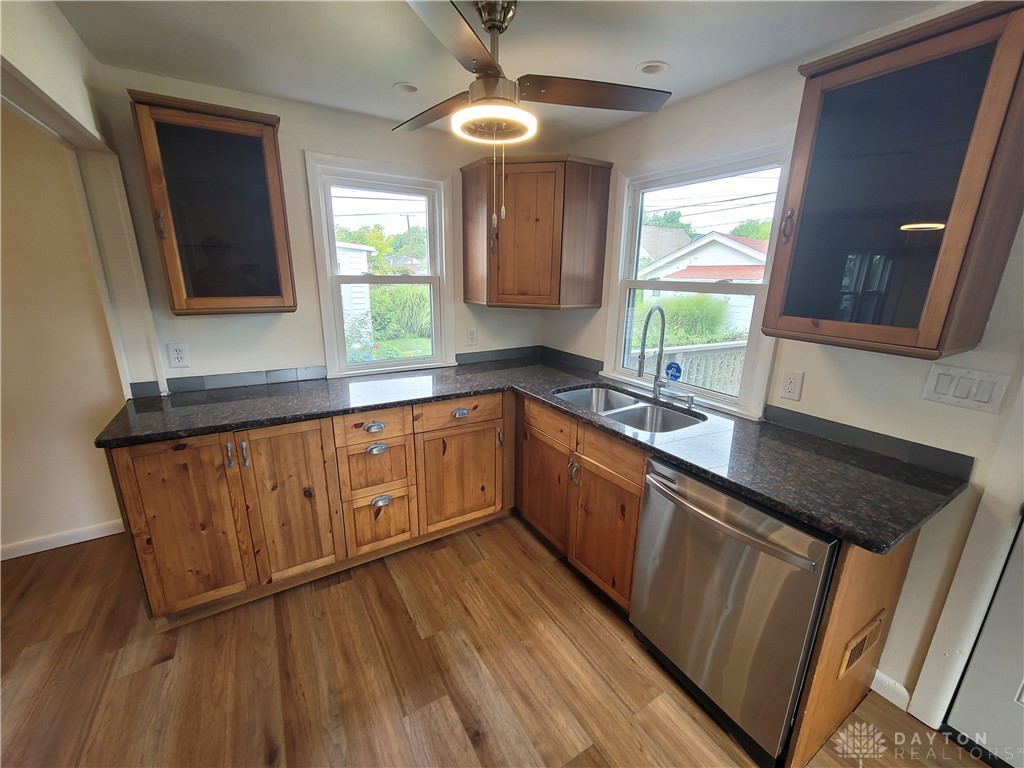 1919 Patterson Road Dayton, OH 45420 - Photo 8 of 21 Gallery Image 8