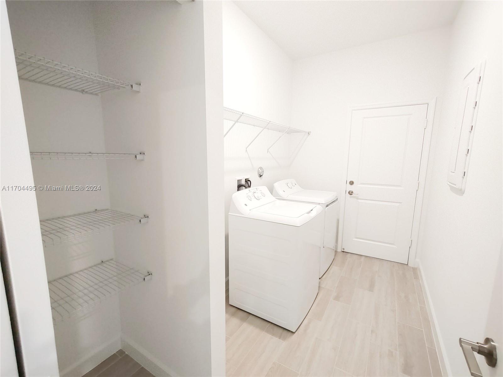 Loxahatchee Loxahatchee, FL 33470 - Photo 8 of 26