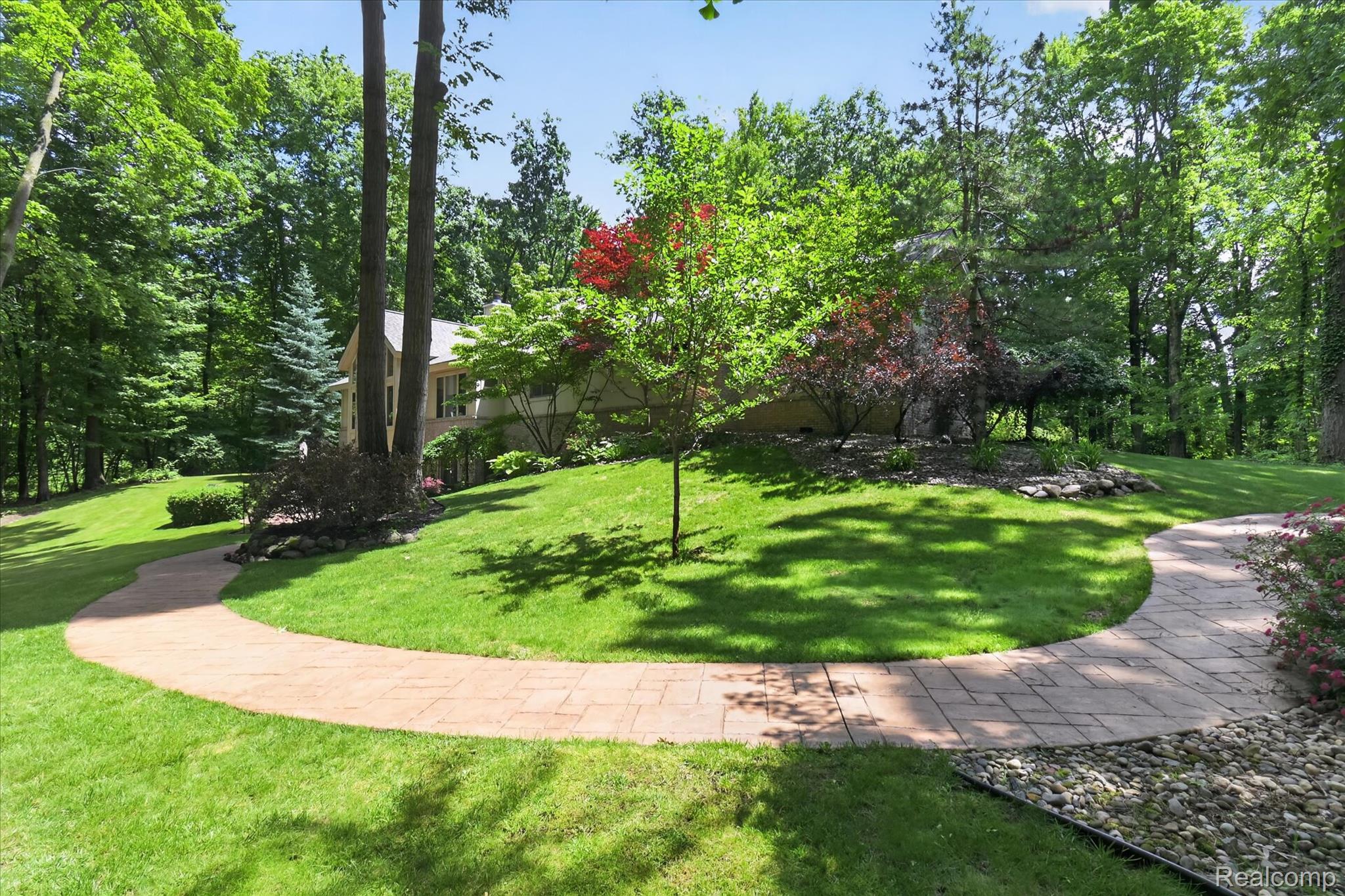 5388 Hartland Road Fenton, MI 48430 - Photo 54 of 74 54-5388-Hartland-Rd-WindowStill.jpg