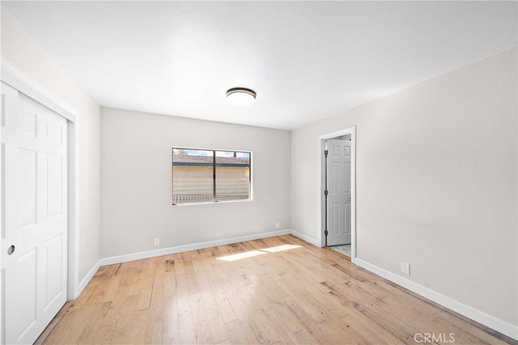 22350 Gavilan Road Perris, CA 92570 - Photo 13 of 34 an empty room with a window