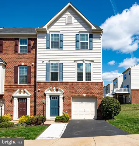 $3,150 | 45946 Grammercy Terrace, Sterling, VA 20166