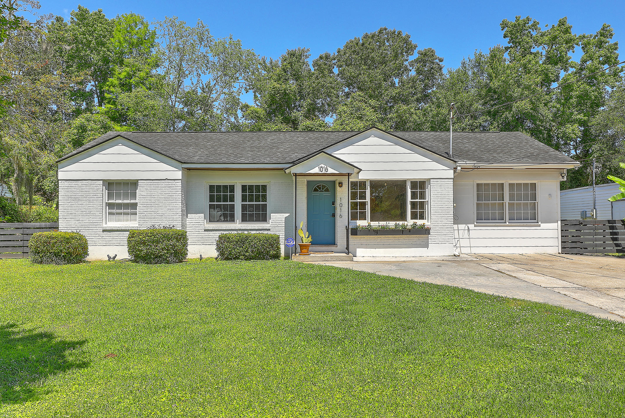 1016 West Recess Road Hanahan, SC 29410 - Photo 2 of 33 1R3A1562_3_4_5_6_7_8