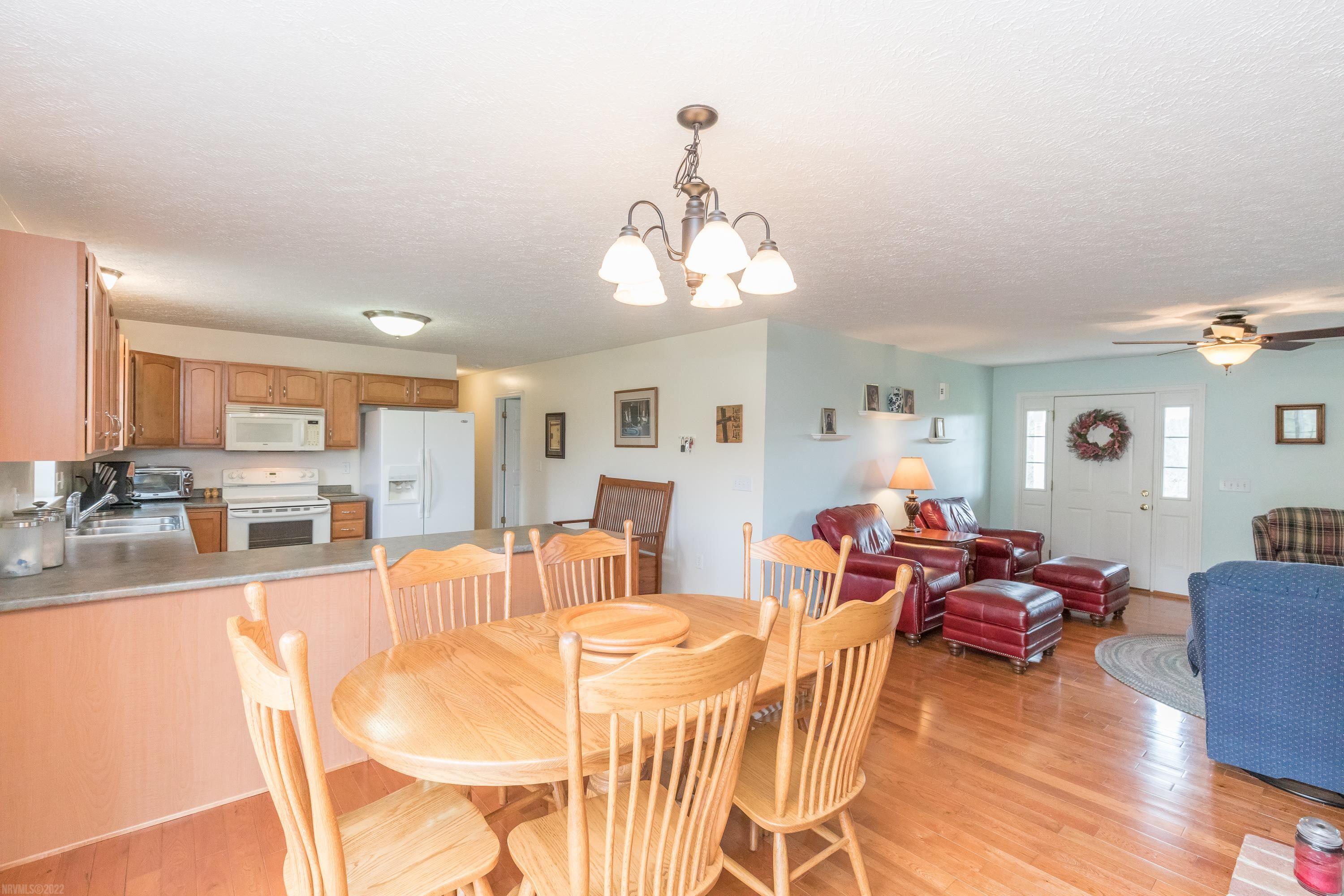 3727 Hodge Hollow Road Pulaski, VA 24301 - Photo 18 of 113 Gallery Image 18
