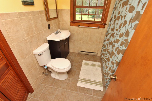 452 Hideaway Point Road Topping, VA 23169 - Photo 19 of 29 Gallery Image 19