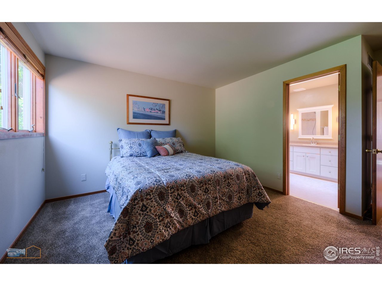 4477 Wellington Road Boulder, CO 80301 - Photo 21 of 36 Ensuite Primary Bedroom