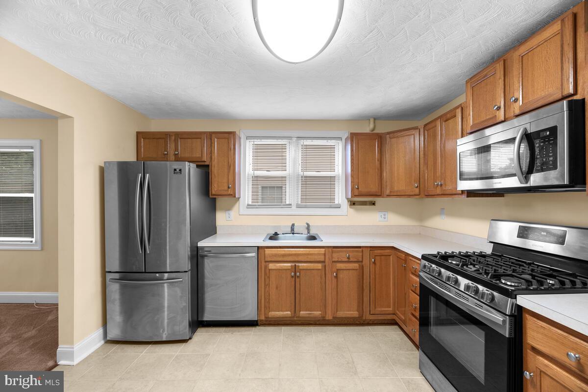 5903 Lynbrook Road Baltimore, MD 21225 - Photo 13 of 58 Gallery Image 13