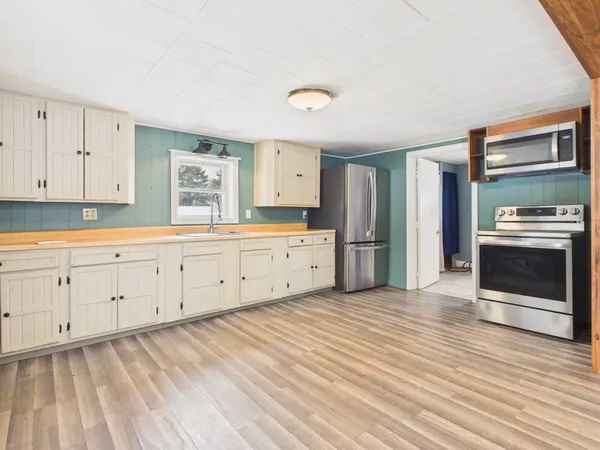 $137,500 | 1088 Main Street, St. Francis, ME 04774