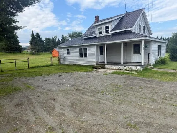 $137,500 | 1088 Main Street, St. Francis, ME 04774
