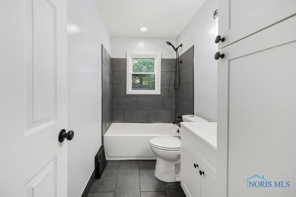 3733 Roanoke Road Toledo, OH 43613 - Photo 15 of 33 Gallery Image 15