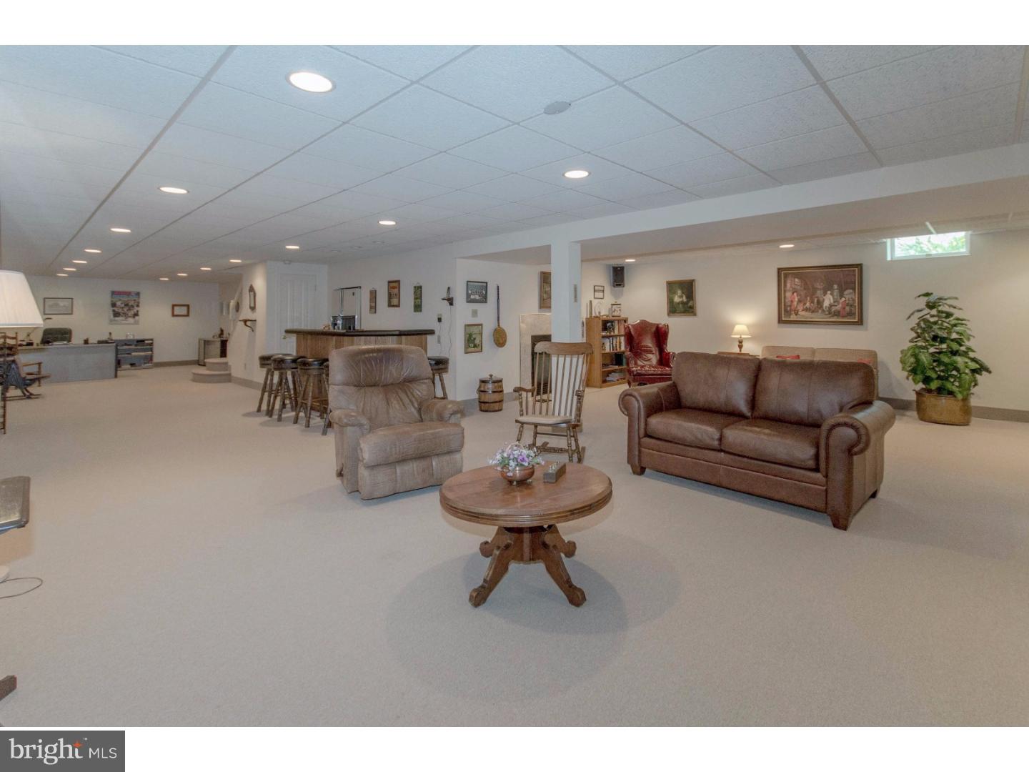 2302 Spring Valley Road Bethlehem, PA 18015 - Photo 17 of 24