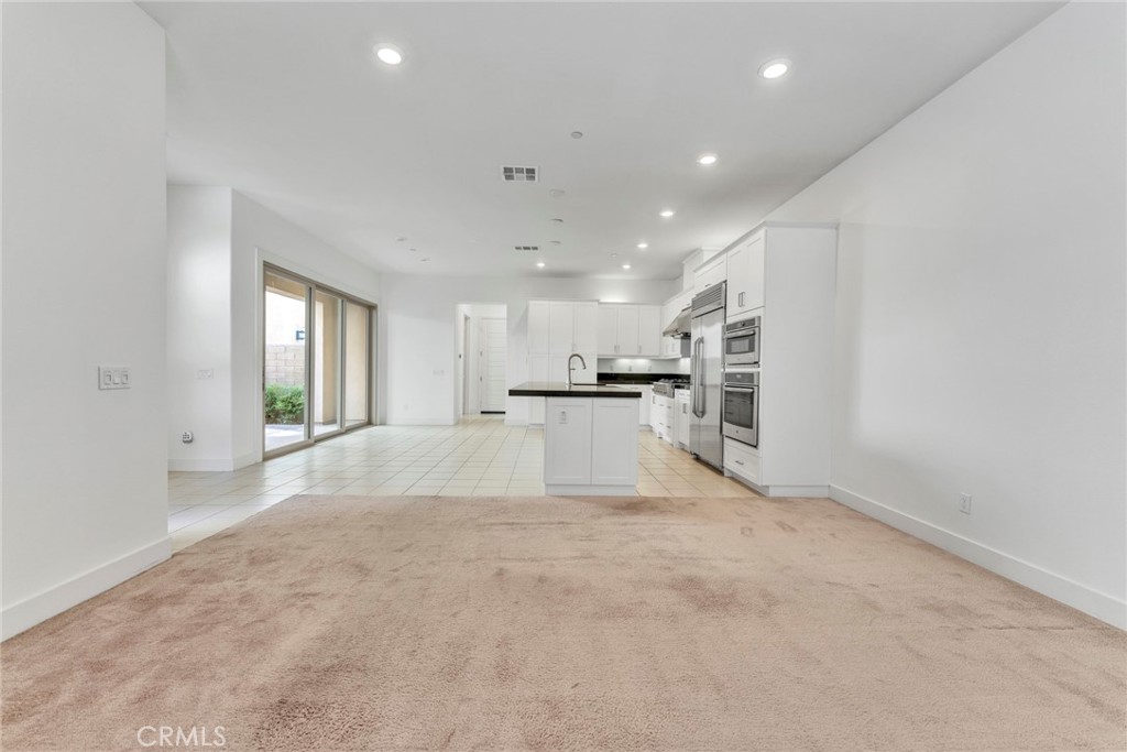 179 Terrapin Irvine, CA 92618 - Photo 11 of 46 Original photo