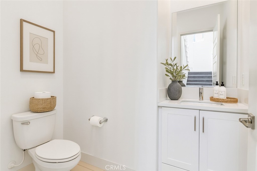 179 Terrapin Irvine, CA 92618 - Photo 18 of 46 Virtually Staged — Powder room