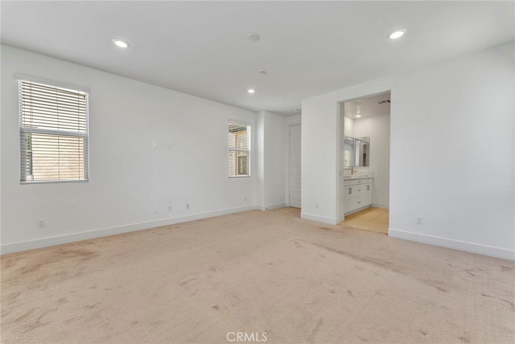 179 Terrapin Irvine, CA 92618 - Photo 32 of 46 Original photo