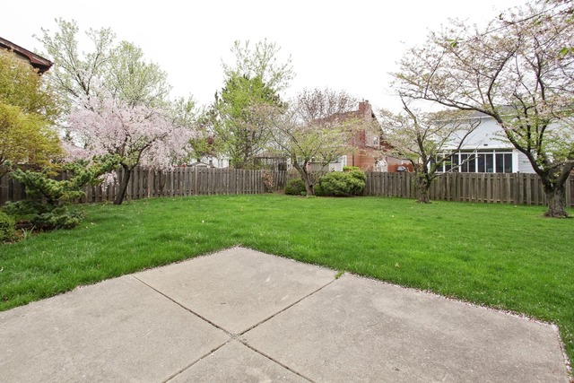 721 Garth Road Wheeling, IL 60090 - Photo 12 of 12 Gallery Image 12