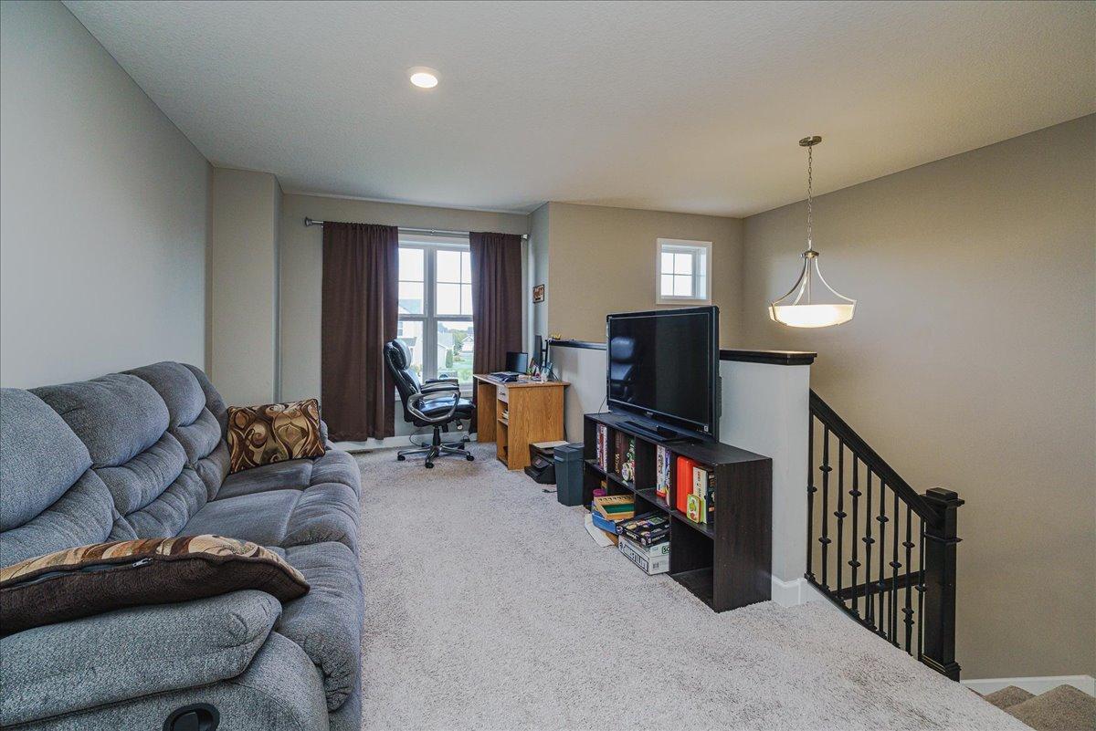 1968 Eagle Ridge Loop Shakopee, MN 55379 - Photo 24 of 30 Gallery Image 24