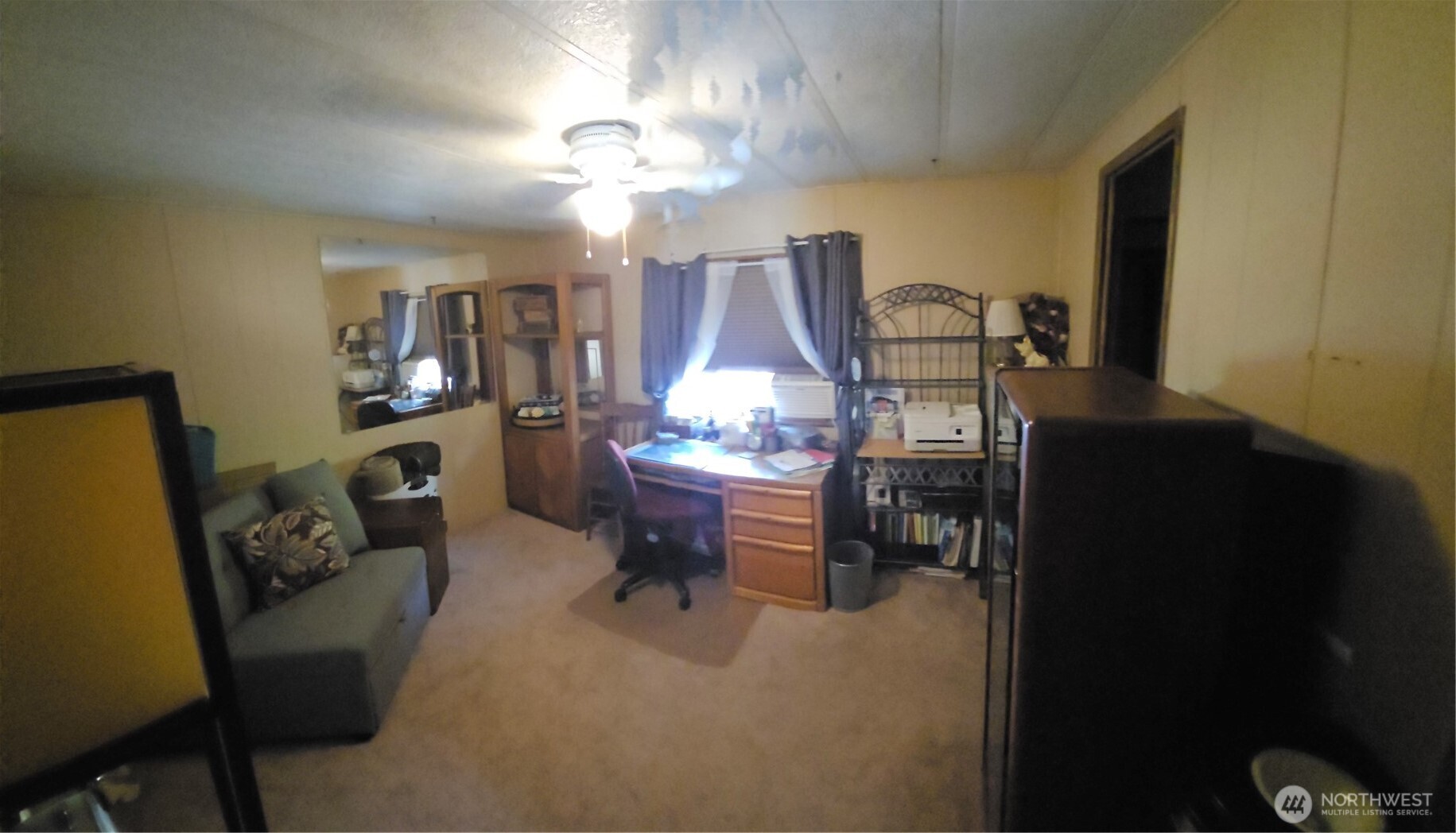 5600 Mt Solo Road, Unit 161 Longview, WA 98632 - Photo 7 of 17 a view of a dining room with furniture