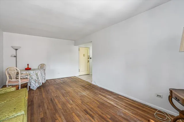 $142,500 | 144-55 Melbourne Avenue, Unit 3J | Kew Gardens Hills