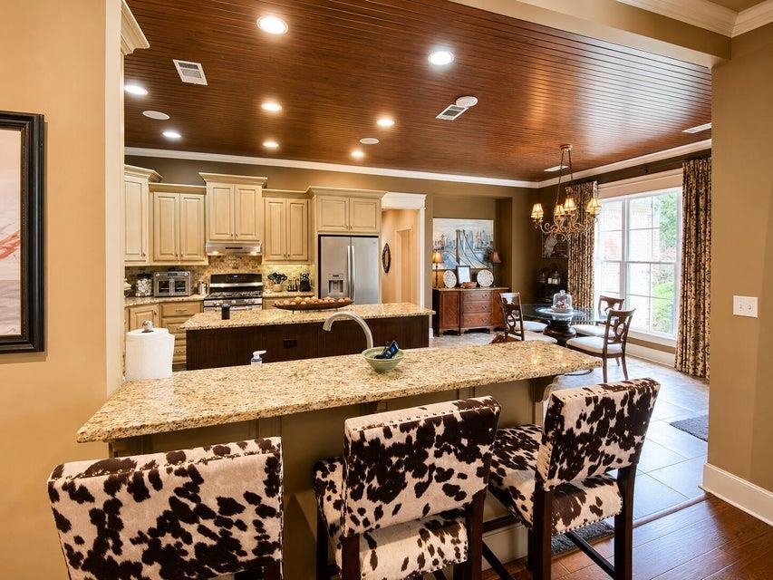 295 North Ridge Drive Saltillo, MS 38866 - Photo 14 of 38 a kitchen with a table and chairs