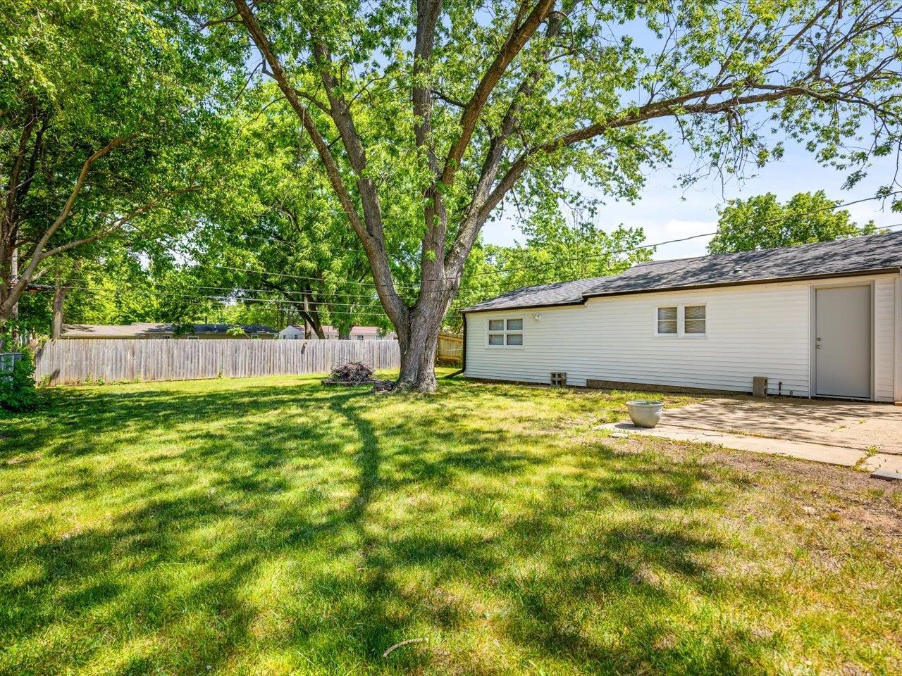 7423 Cadet Road Machesney Park, IL 61115 - Photo 30 of 33