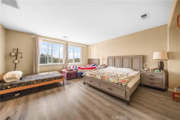 $999,000 | 7342 Excelsior Drive, Eastvale, CA 92880